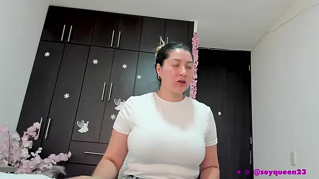 Soyqueen online show from January 2025 04:59:01 AM