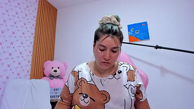Soyqueen online show from May 2026 03:12:01 AM