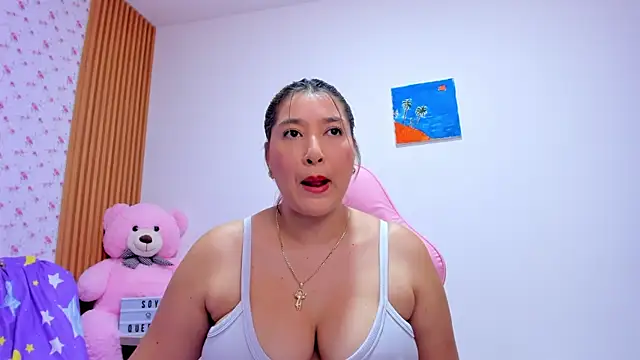Soyqueen online show from May 2026 03:58:02 AM