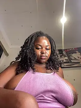 Snapshot of Honeycoco0211 chatting on February 2025 04:47:01 AM Honeycoco0211 online show from February 2025 04:47:01 AM