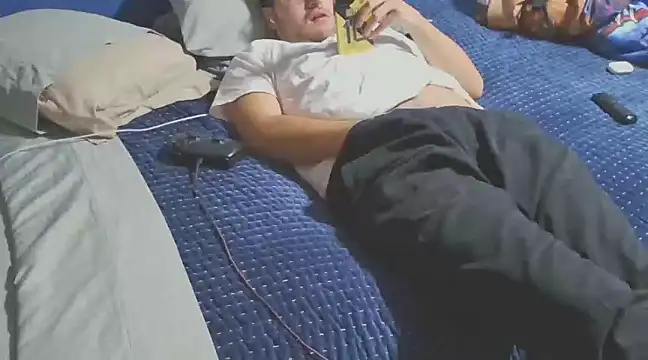 Snapshot of bwcalexander chatting on January 2025 06:37:01 AM bwcalexander online show from January 2025 06:37:01 AM