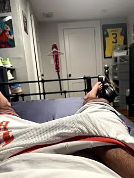 Snapshot of bwcalexander chatting on October 2025 10:52:02 PM bwcalexander online show from October 2025 10:52:02 PM