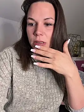 Snapshot of Lady_Knaller chatting on December 2024 06:13:02 AM Lady Knaller online show from December 2024 06:13:02 AM