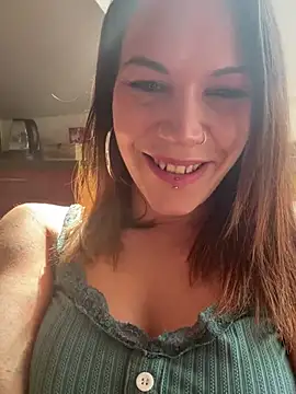 Snapshot of Lady_Knaller chatting on March 2025 11:37:02 AM Lady Knaller online show from March 2025 11:37:02 AM