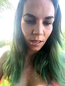 Snapshot of Lady_Knaller chatting on September 2025 12:28:01 PM Lady Knaller online show from September 2025 12:28:01 PM