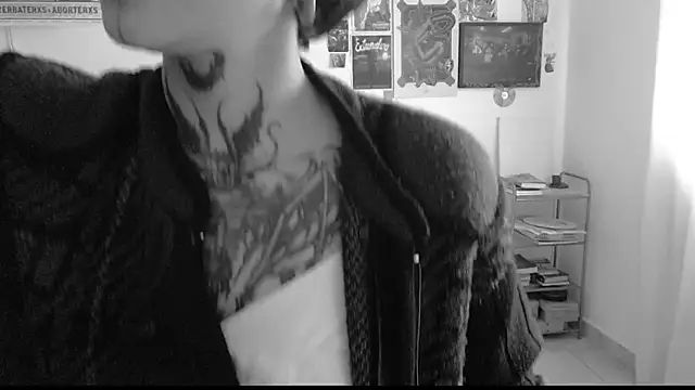 Snapshot of _Apola_77 chatting on February 2025 06:01:01 PM Apola 77 online show from February 2025 06:01:01 PM