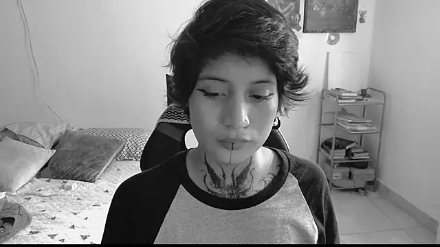 Snapshot of _Apola_77 chatting on February 2025 09:25:02 PM Apola 77 online show from February 2025 09:25:02 PM