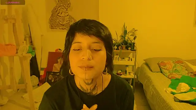 Snapshot of _Apola_77 chatting on July 2026 04:20:02 AM Apola 77 online show from July 2026 04:20:02 AM