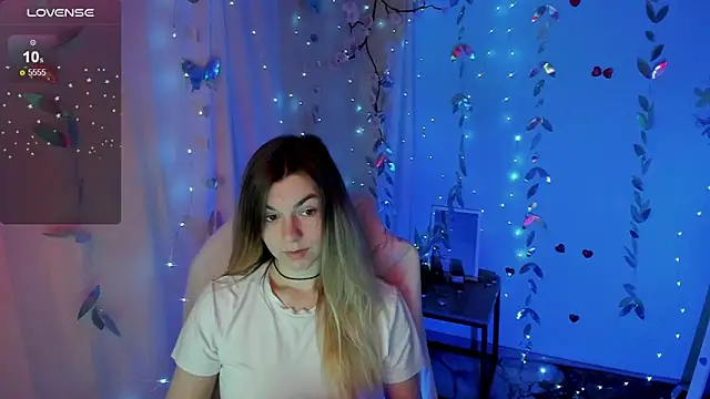 Sweet me  online show from May 2026 05:25:01 AM