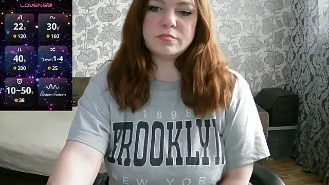 Snapshot of Sabrina_Poison chatting on February 2025 11:33:01 AM Sabrina Poison online show from February 2025 11:33:01 AM