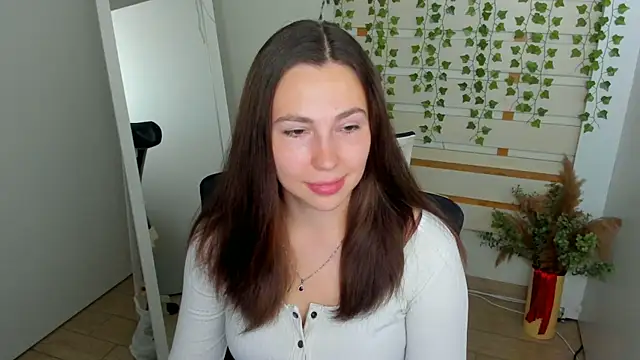 Snapshot of Lexy_flower chatting on September 2025 12:43:01 PM Lexy flower online show from September 2025 12:43:01 PM