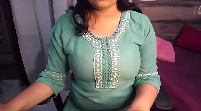 Trezza online show from December 2024 05:48:01 PM