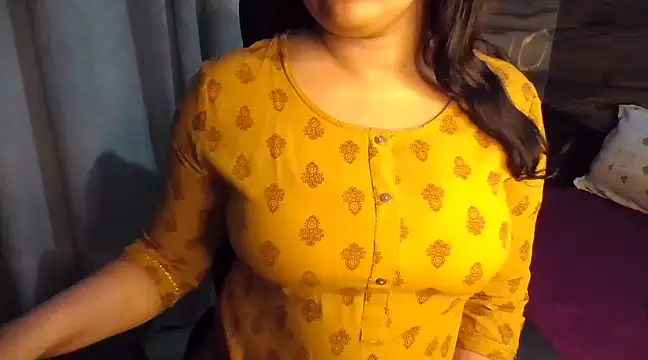 Trezza online show from February 2025 05:43:02 PM