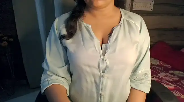 Trezza online show from March 2025 01:56:02 AM