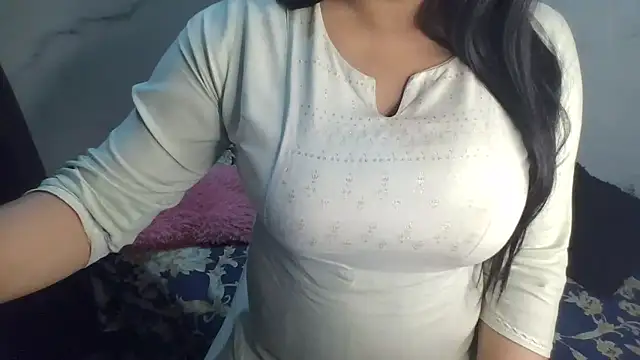 Trezza online show from June 2026 03:04:02 AM