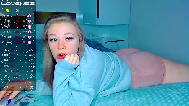 Snapshot of kitti_kaattt chatting on February 2025 05:33:01 PM kitti kaattt online show from February 2025 05:33:01 PM