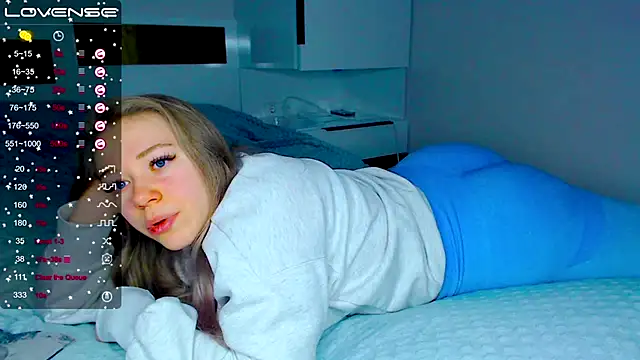 Snapshot of kitti_kaattt chatting on February 2025 04:42:02 AM kitti kaattt online show from February 2025 04:42:02 AM