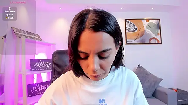 Snapshot of martina_mancini chatting on May 2026 01:20:02 PM martina mancini online show from May 2026 01:20:02 PM