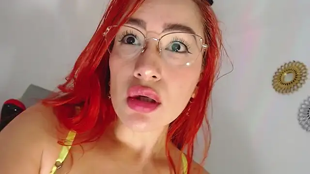 Ashly Roberths online show from December 2024 11:21:01 PM