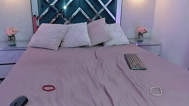 Miakhalifa 7 online show from January 2025 11:44:02 AM