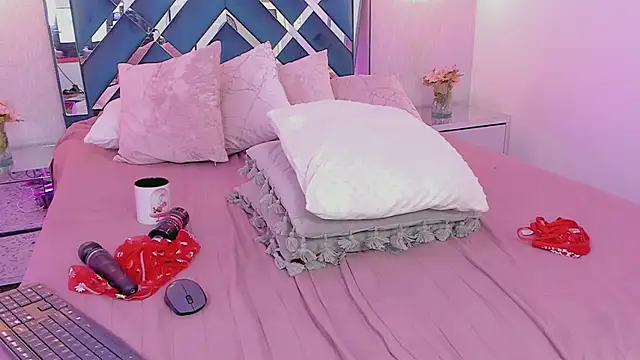 Miakhalifa 7 online show from February 2025 02:48:01 PM