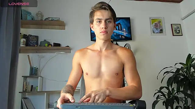 manucute 23  online show from November 2025 03:16:02 PM