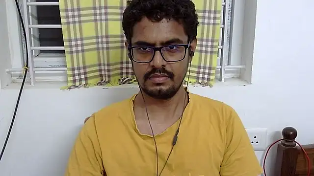 The SHY uncut online show from October 2025 05:19:02 PM