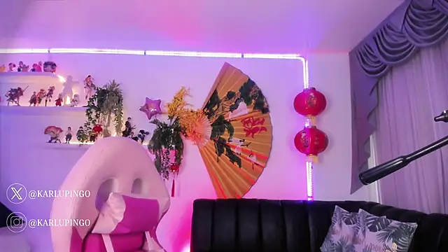 albaismynameX online show from February 2025 12:05:02 PM