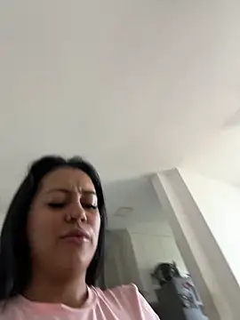 Miss Racheal BR online show from May 2026 12:24:02 PM