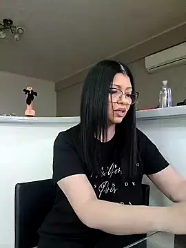 Milf Abigail online show from February 2025 06:54:01 AM