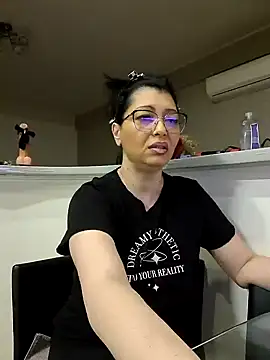 Milf Abigail online show from February 2025 04:31:01 PM