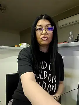 Milf Abigail online show from March 2025 11:47:01 PM