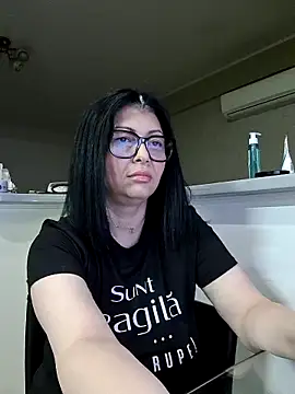 Milf Abigail online show from May 2026 02:06:02 AM