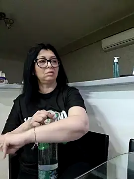 Milf Abigail online show from May 2026 12:05:01 AM