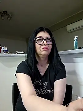 Milf Abigail online show from May 2026 01:23:02 AM