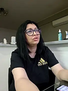 Milf Abigail online show from May 2026 02:50:01 AM