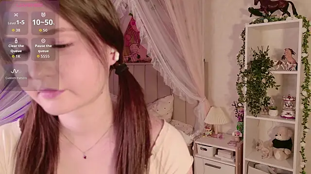 Snapshot of LeraKit chatting on April 2026 03:31:01 PM LeraKit online show from April 2026 03:31:01 PM