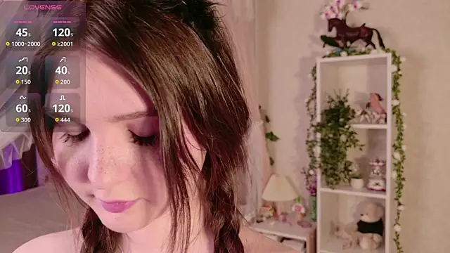 Snapshot of LeraKit chatting on April 2026 03:42:02 PM LeraKit online show from April 2026 03:42:02 PM