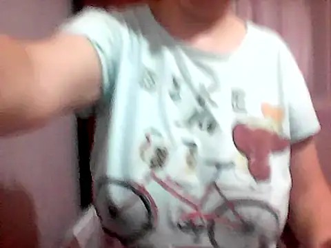 Snapshot of AnaXBerry chatting on March 2025 06:00:01 PM AnaXBerry online show from March 2025 06:00:01 PM