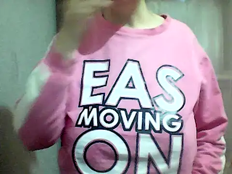 Snapshot of AnaXBerry chatting on March 2025 06:09:01 PM AnaXBerry online show from March 2025 06:09:01 PM