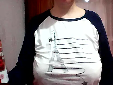 Snapshot of AnaXBerry chatting on March 2025 06:03:02 PM AnaXBerry online show from March 2025 06:03:02 PM