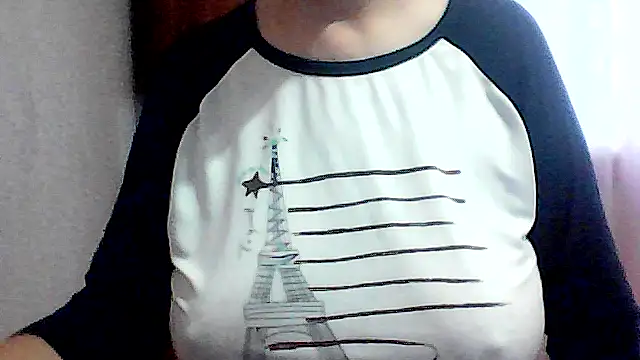 Snapshot of AnaXBerry chatting on November 2025 07:30:02 AM AnaXBerry online show from November 2025 07:30:02 AM