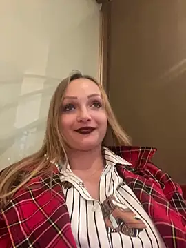 LadyTatiana Madam online show from September 2025 04:45:01 PM