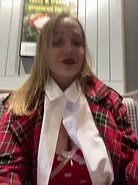 LadyTatiana Madam online show from February 2026 01:09:02 PM