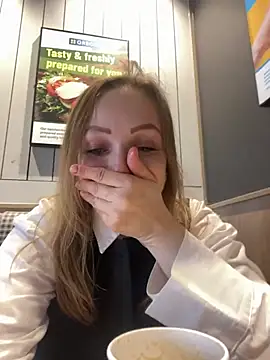 LadyTatiana Madam online show from February 2026 02:53:02 PM