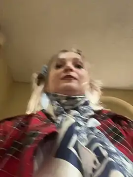 LadyTatiana Madam online show from February 2026 03:35:02 PM