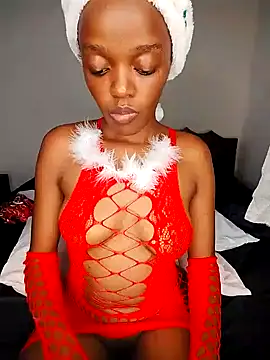 Snapshot of Bella_kiki chatting on December 2024 08:12:02 PM Bella kiki online show from December 2024 08:12:02 PM