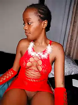 Snapshot of Bella_kiki chatting on December 2024 08:42:02 PM Bella kiki online show from December 2024 08:42:02 PM