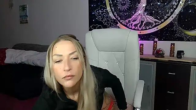 SexxyLiviaa online show from October 2025 11:05:02 PM