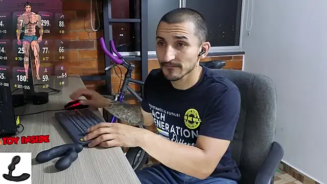 Marck Muscle online show from September 2025 03:38:02 AM